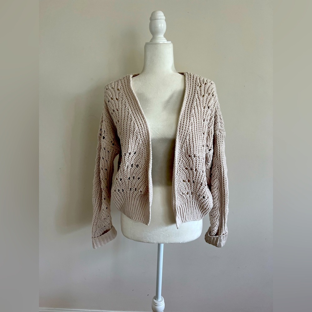 Chunky Cropped Crochet Cardigan Sweater